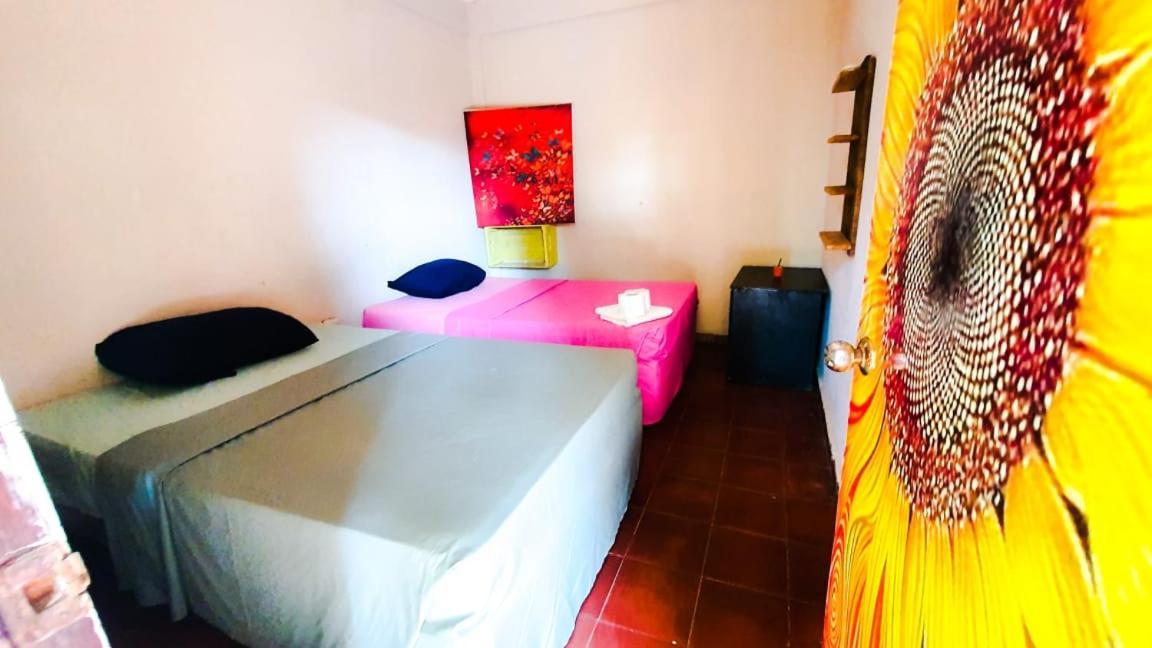Hostal Club Mochilero Ла-Либертад Экстерьер фото